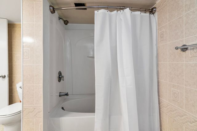 8 Alta Avenue, Salem, NH 03079