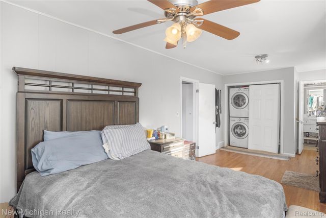 8665 Cooley Lake Road, Commerce Charter Township, MI 48382