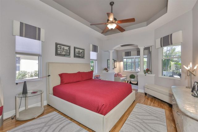 307 NOBLE FAIRE DRIVE, Sun City Center, FL 33573