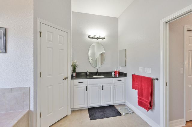 307 NOBLE FAIRE DRIVE, Sun City Center, FL 33573