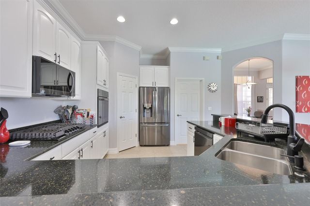 307 NOBLE FAIRE DRIVE, Sun City Center, FL 33573