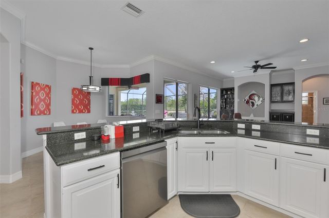 307 NOBLE FAIRE DRIVE, Sun City Center, FL 33573