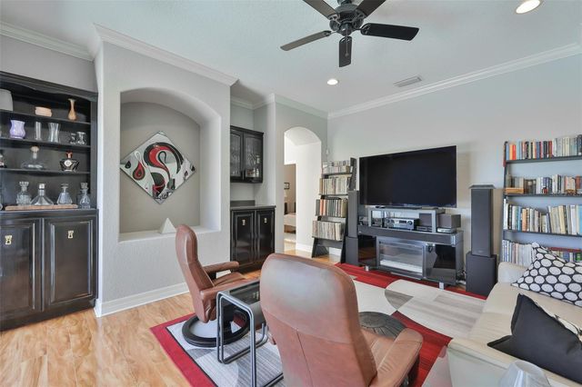 307 NOBLE FAIRE DRIVE, Sun City Center, FL 33573