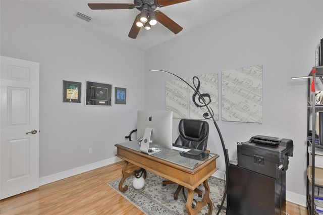 307 NOBLE FAIRE DRIVE, Sun City Center, FL 33573