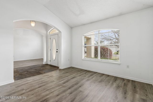 1586 ELSA Drive, Jacksonville, FL 32218