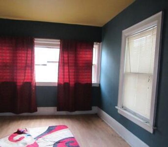 2506 W Fond Du Lac AVENUE, Milwaukee, WI 53206