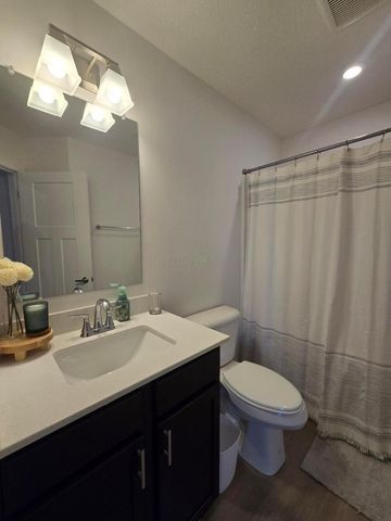 131 Coyote Willow Drive SW, Reynoldsburg, OH 43068