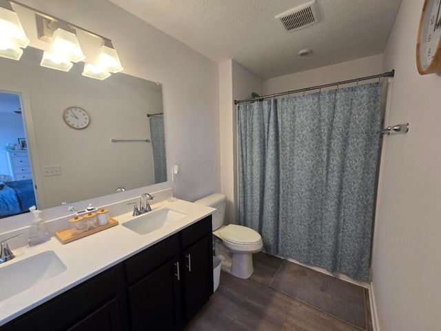 131 Coyote Willow Drive SW, Reynoldsburg, OH 43068