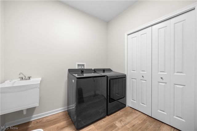 209 Alexander Drive, Elyria, OH 44035
