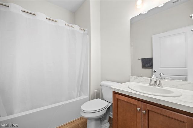 209 Alexander Drive, Elyria, OH 44035