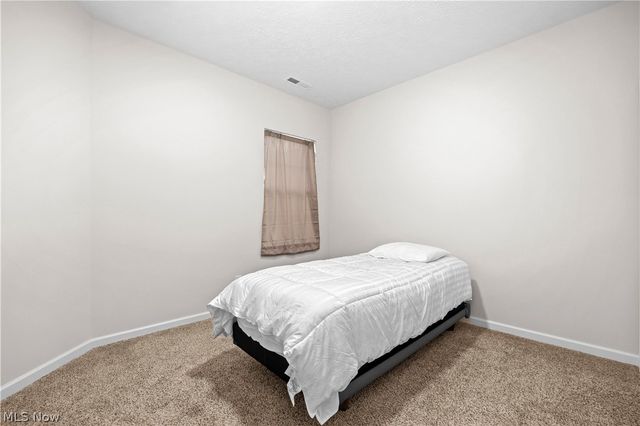 209 Alexander Drive, Elyria, OH 44035