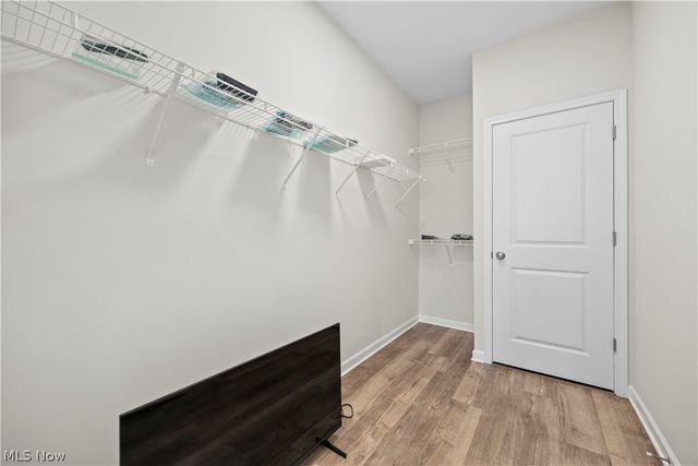 209 Alexander Drive, Elyria, OH 44035