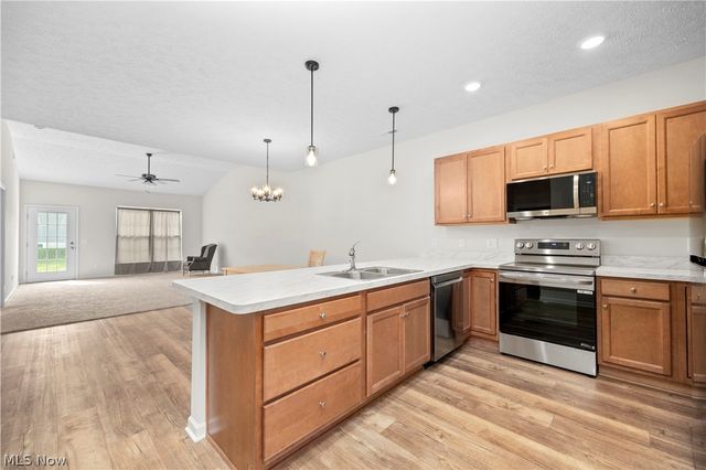 209 Alexander Drive, Elyria, OH 44035