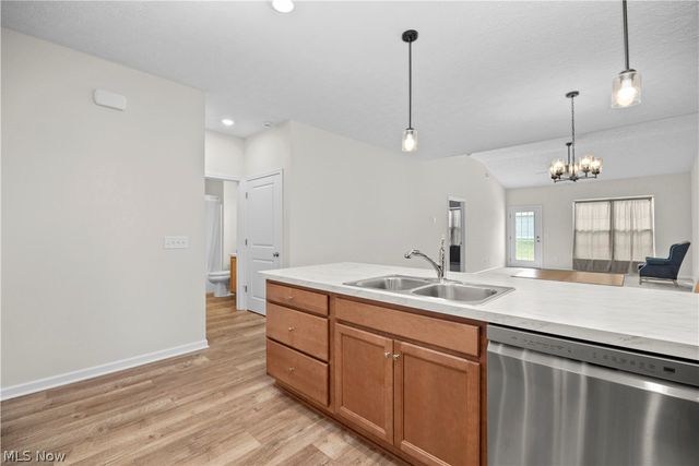 209 Alexander Drive, Elyria, OH 44035