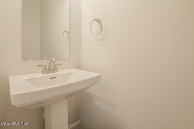 504 Poults Drive, Richlands, NC 28574