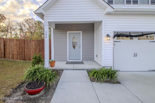 504 Poults Drive, Richlands, NC 28574