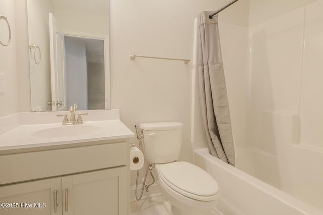 504 Poults Drive, Richlands, NC 28574