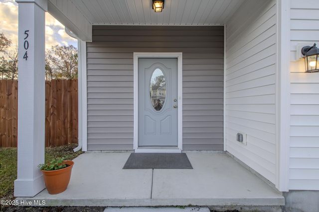 504 Poults Drive, Richlands, NC 28574