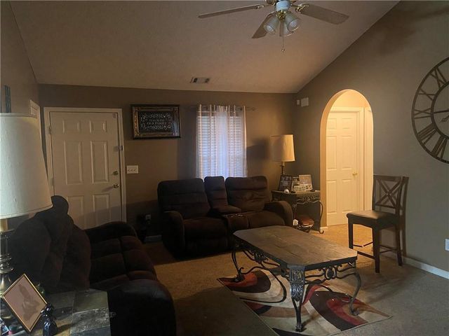911 Castle Court, Monroe, GA 30656