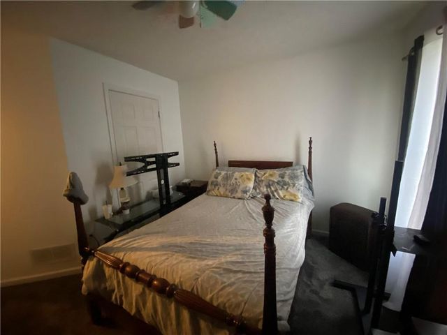 911 Castle Court, Monroe, GA 30656
