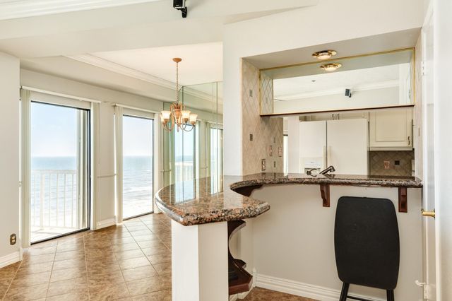 7700 Seawall Boulevard 1006, Galveston, TX 77551