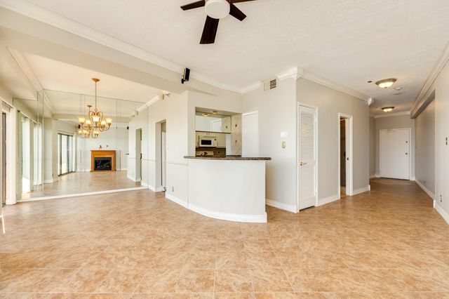 7700 Seawall Boulevard 1006, Galveston, TX 77551