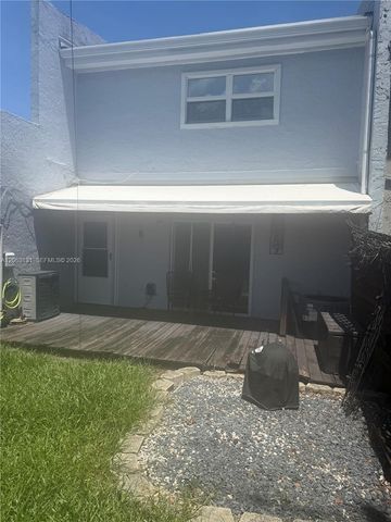 3037 NE 13th Avenue, Oakland Park, FL 33334