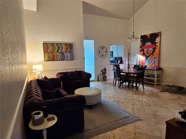 3037 NE 13th Avenue, Oakland Park, FL 33334