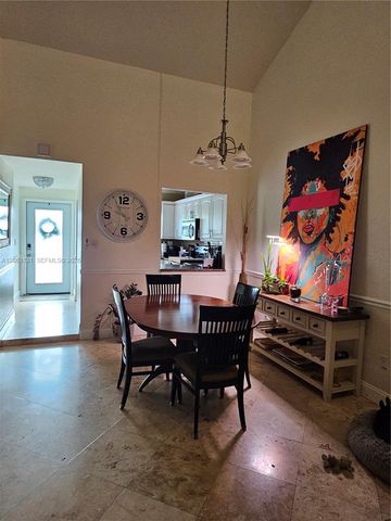 3037 NE 13th Avenue, Oakland Park, FL 33334
