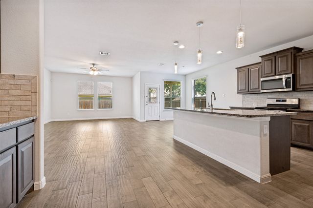 9112 Sycamore Leaf Drive, Fort Worth, TX 76179