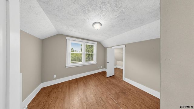 2920 N 47Th Avenue, Omaha, NE 68104