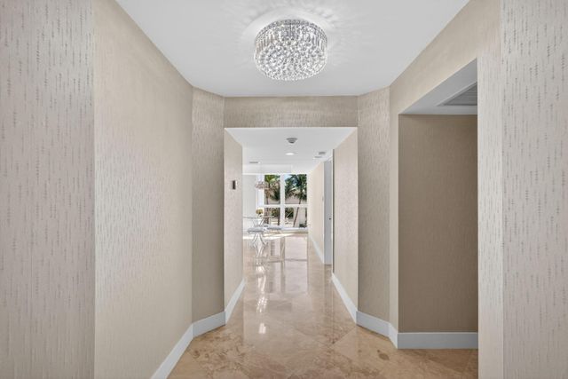 5380 N Ocean Drive 3b, Singer Island, FL 33404