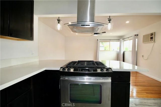 4496 47th, San Diego, CA 92115