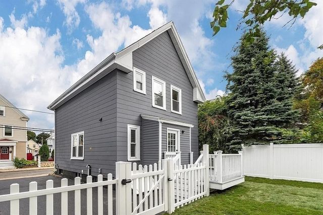 10 Williams Ave, Lynn, MA 01902