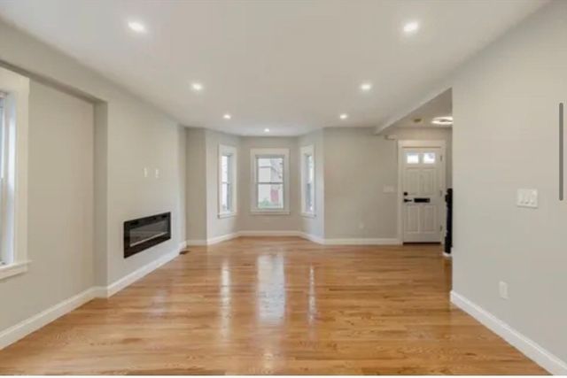 10 Williams Ave, Lynn, MA 01902