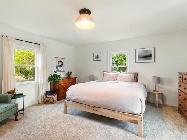 42 Hardy Avenue, Burlington, VT 05408