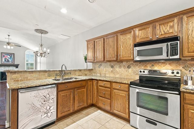 2601 Marsh Lane 293, Plano, TX 75093