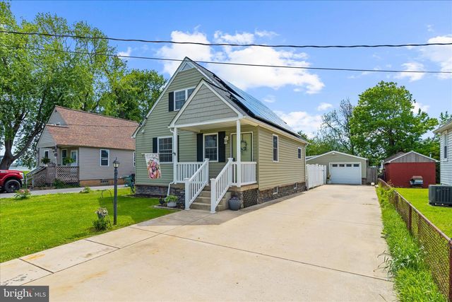 3303 GRACE RD, Sparrows Point, MD 21219