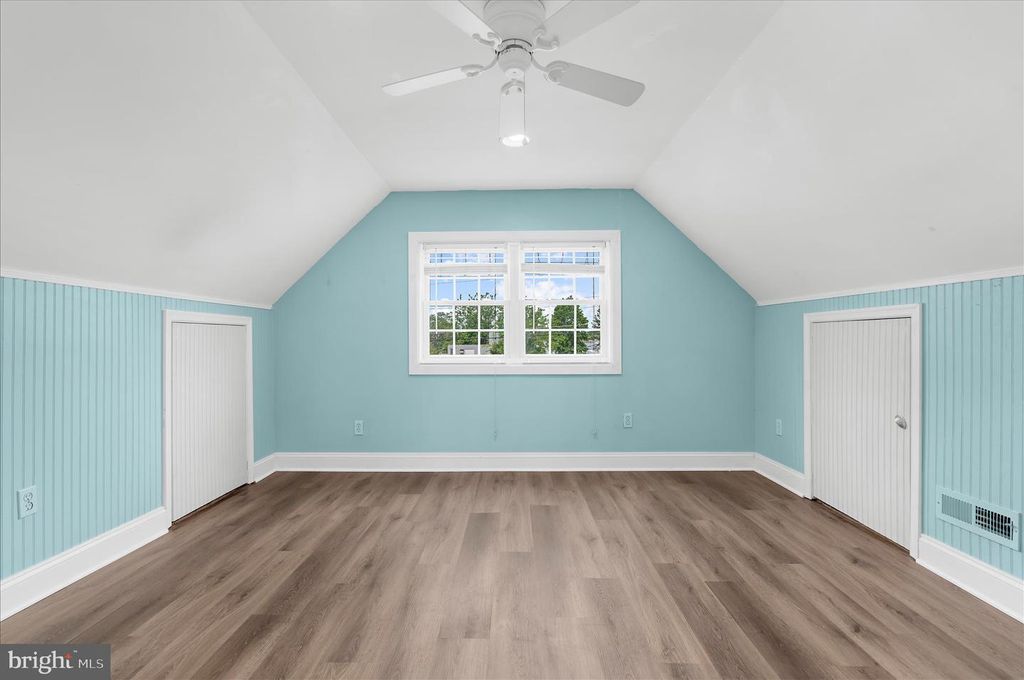Image 28 of property listing at 3303 GRACE RD, Sparrows Point, MD 21219