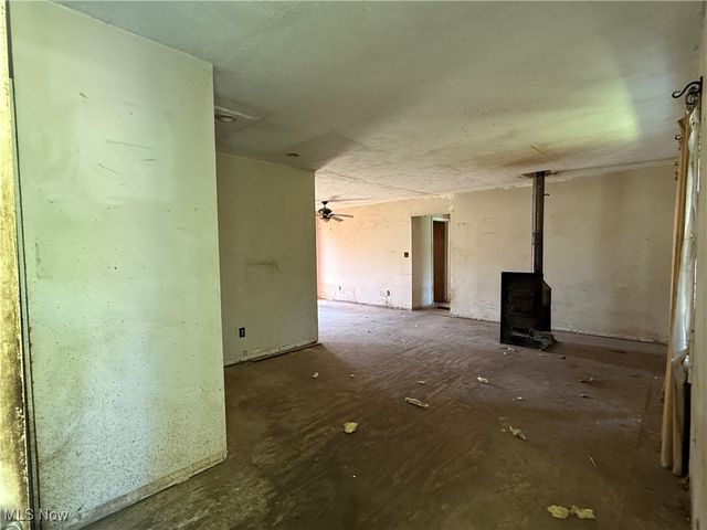 3066 State Route 7 N, Pierpont, OH 44082