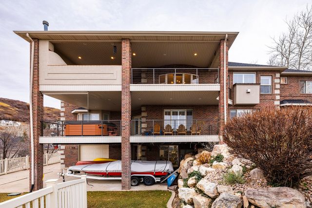 3252 SUNSET HOLLOW DR, Bountiful, UT 84010