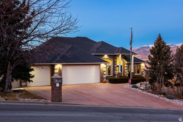 3252 SUNSET HOLLOW DR, Bountiful, UT 84010