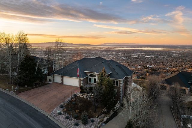 3252 SUNSET HOLLOW DR, Bountiful, UT 84010