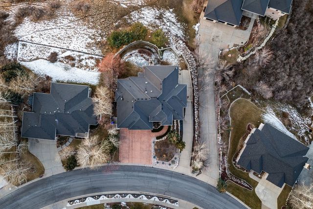 3252 SUNSET HOLLOW DR, Bountiful, UT 84010
