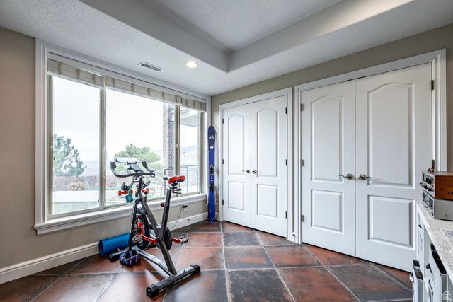 3252 SUNSET HOLLOW DR, Bountiful, UT 84010