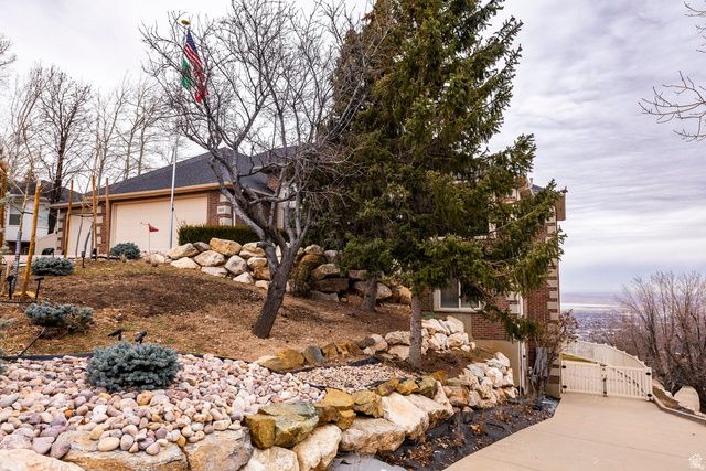 3252 SUNSET HOLLOW DR, Bountiful, UT 84010
