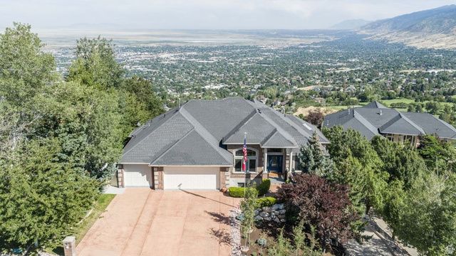 3252 SUNSET HOLLOW DR, Bountiful, UT 84010