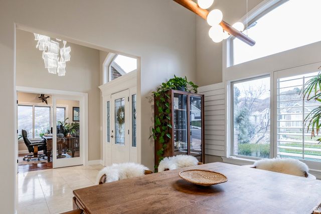3252 SUNSET HOLLOW DR, Bountiful, UT 84010