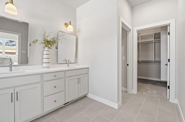 W6981 RIDGELINE TRAIL, Greenville, WI 54942