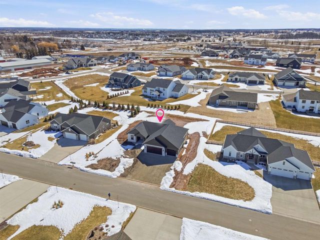 W6981 RIDGELINE TRAIL, Greenville, WI 54942